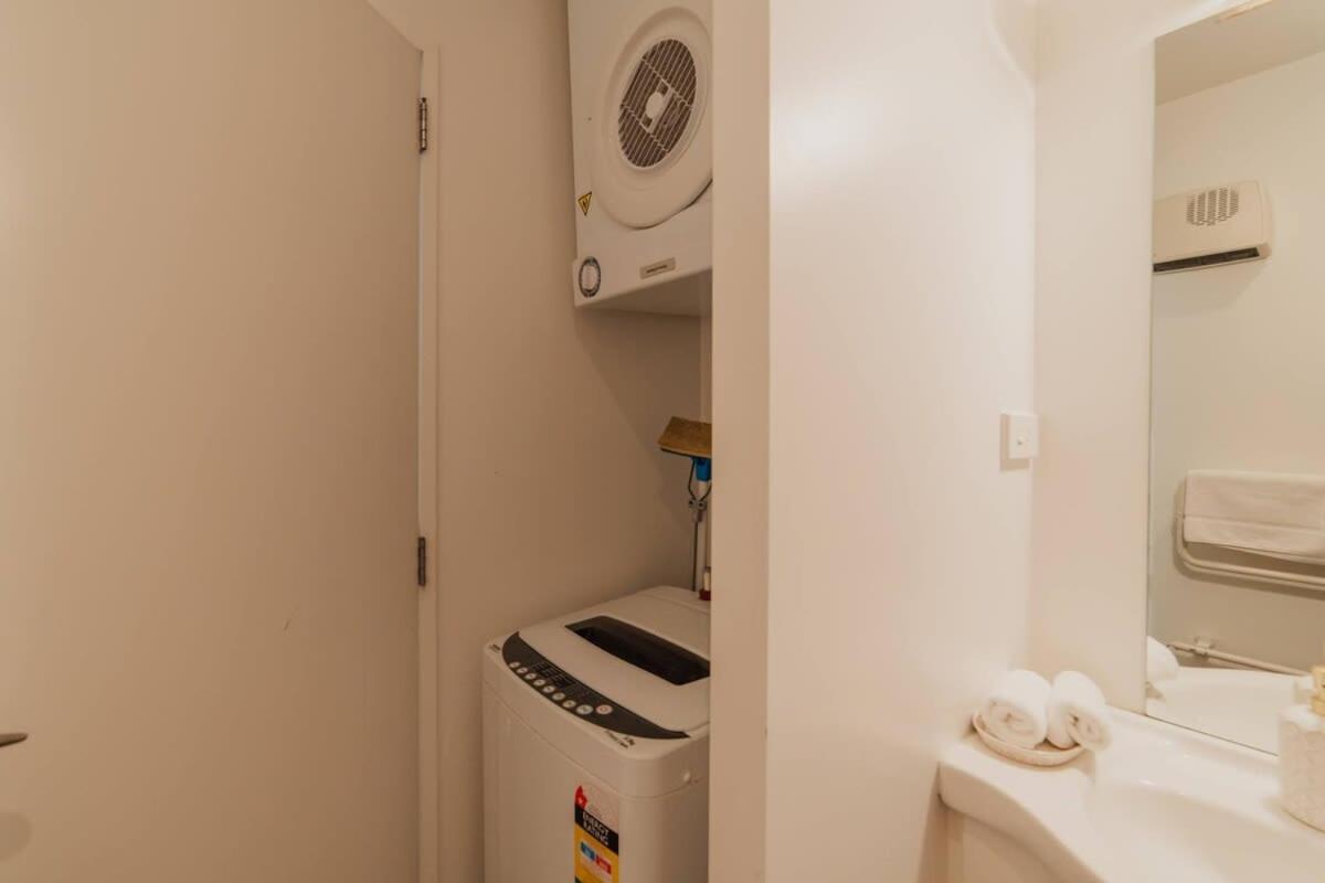 Linwood Luxe Your Elegant 1br Oasis On Cashel Apartment Christchurch