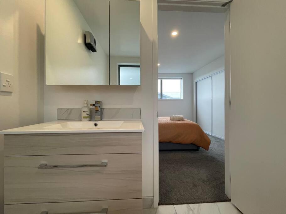 Holiday home Parkside Retreat - 3 Beds -sleeps 6 Near Westfield