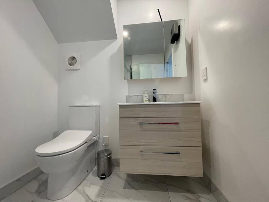 Holiday home Parkside Retreat - 3 Beds -sleeps 6 Near Westfield *