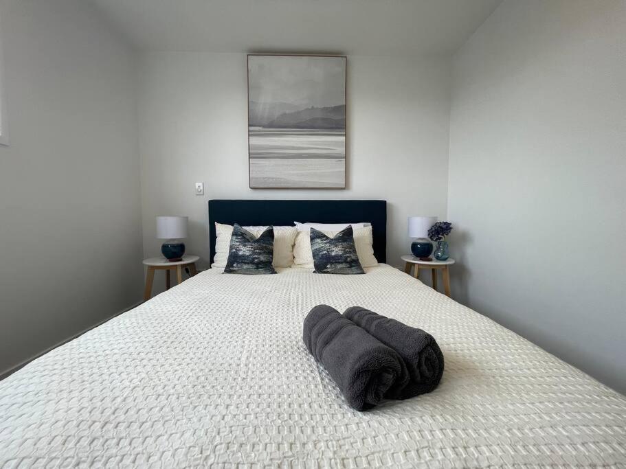 Parkside Retreat - 3 Beds -sleeps 6 Near Westfield Christchurch