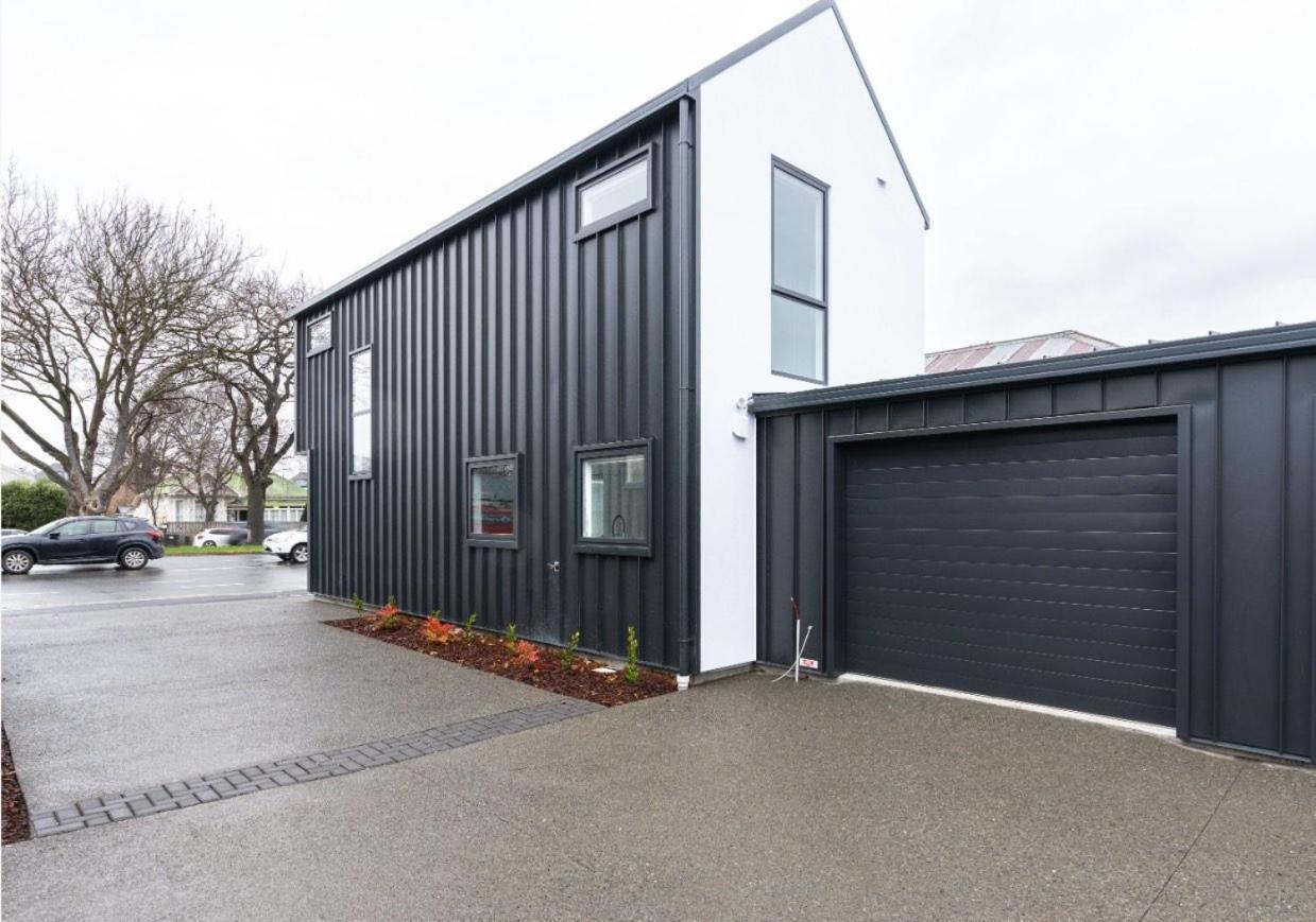 Brand New Close To Cbd 3 Bed 3 Bath With Garage * Christchurch