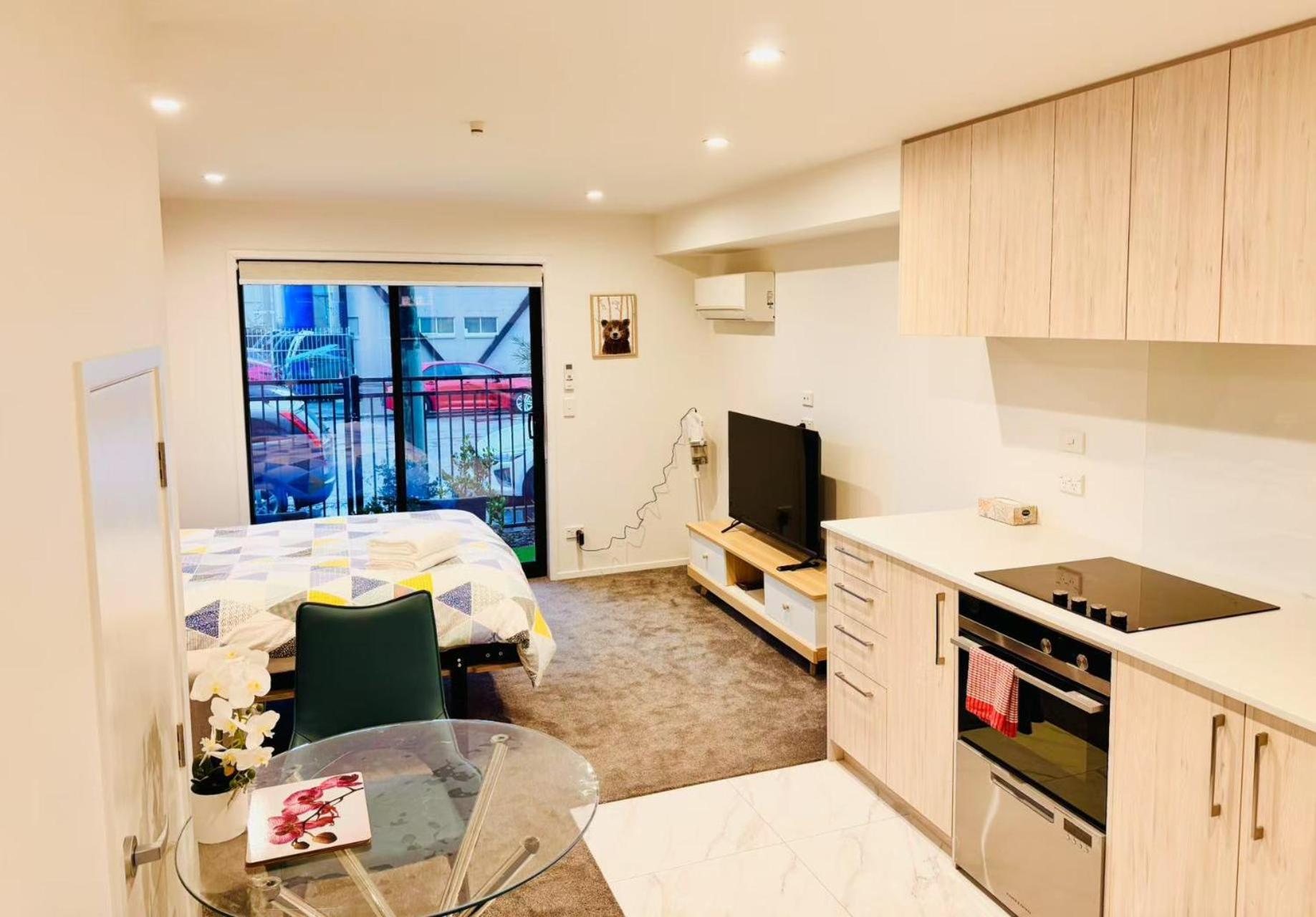 Apartment Downtown Haven, Chc *