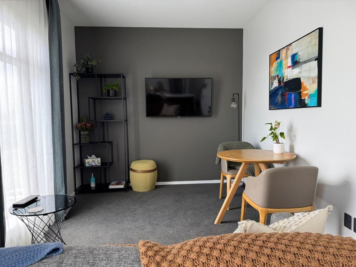 Whitewood 3c Apartment