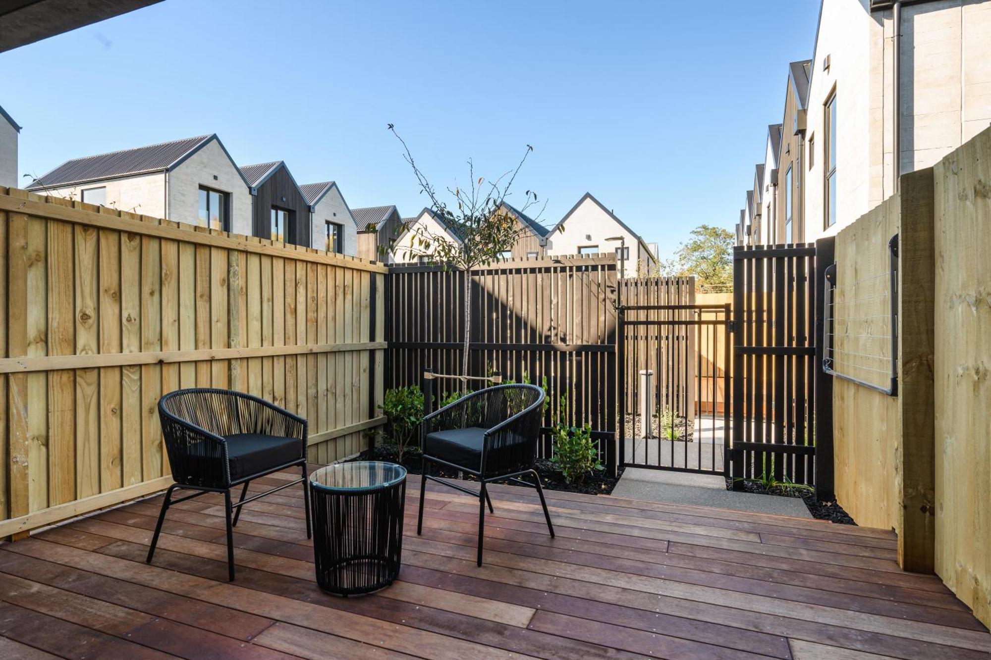 Luxury Cbd Free Parking Apartment *