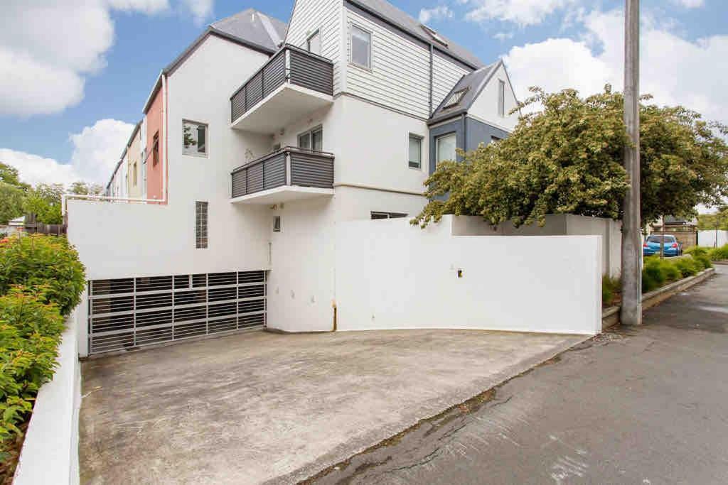 Apartment Handy Cbd Covered Free Parking Gym 2 Bdrm