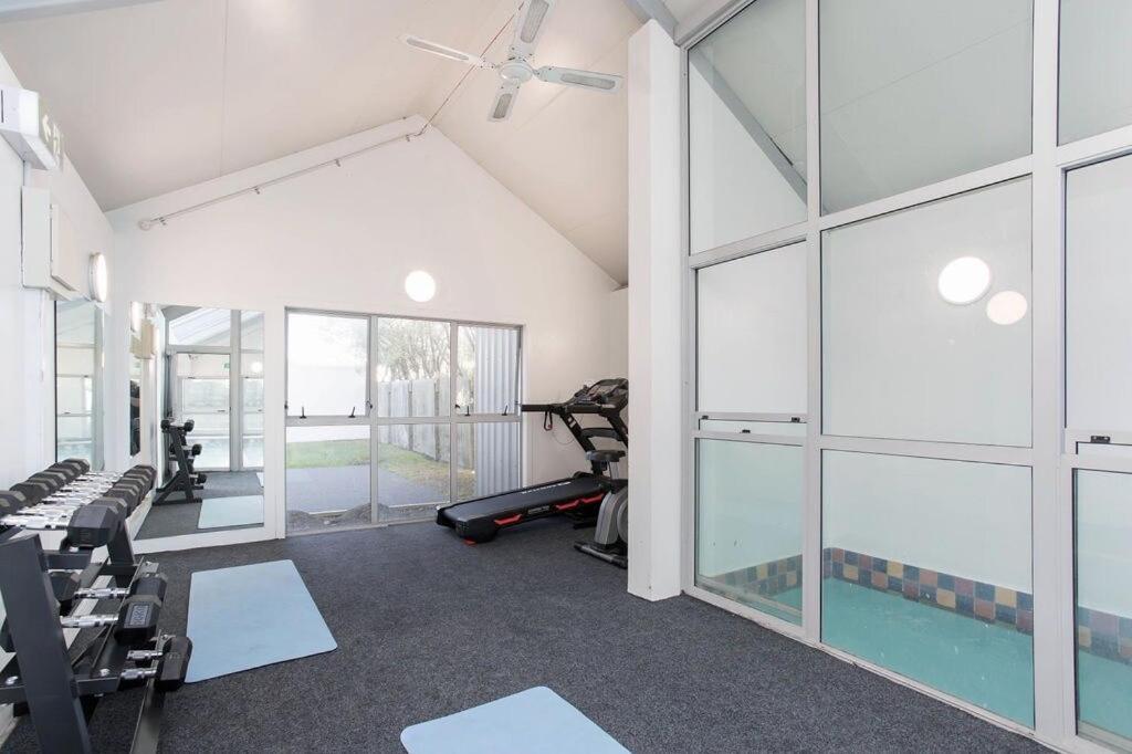 Handy Cbd Covered Free Parking Gym 2 Bdrm