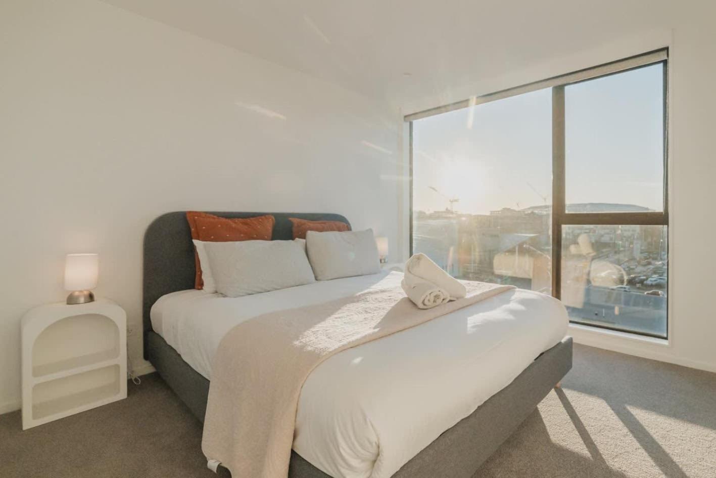Apartment Tuam St - 1br With Balcony Bath Christchurch