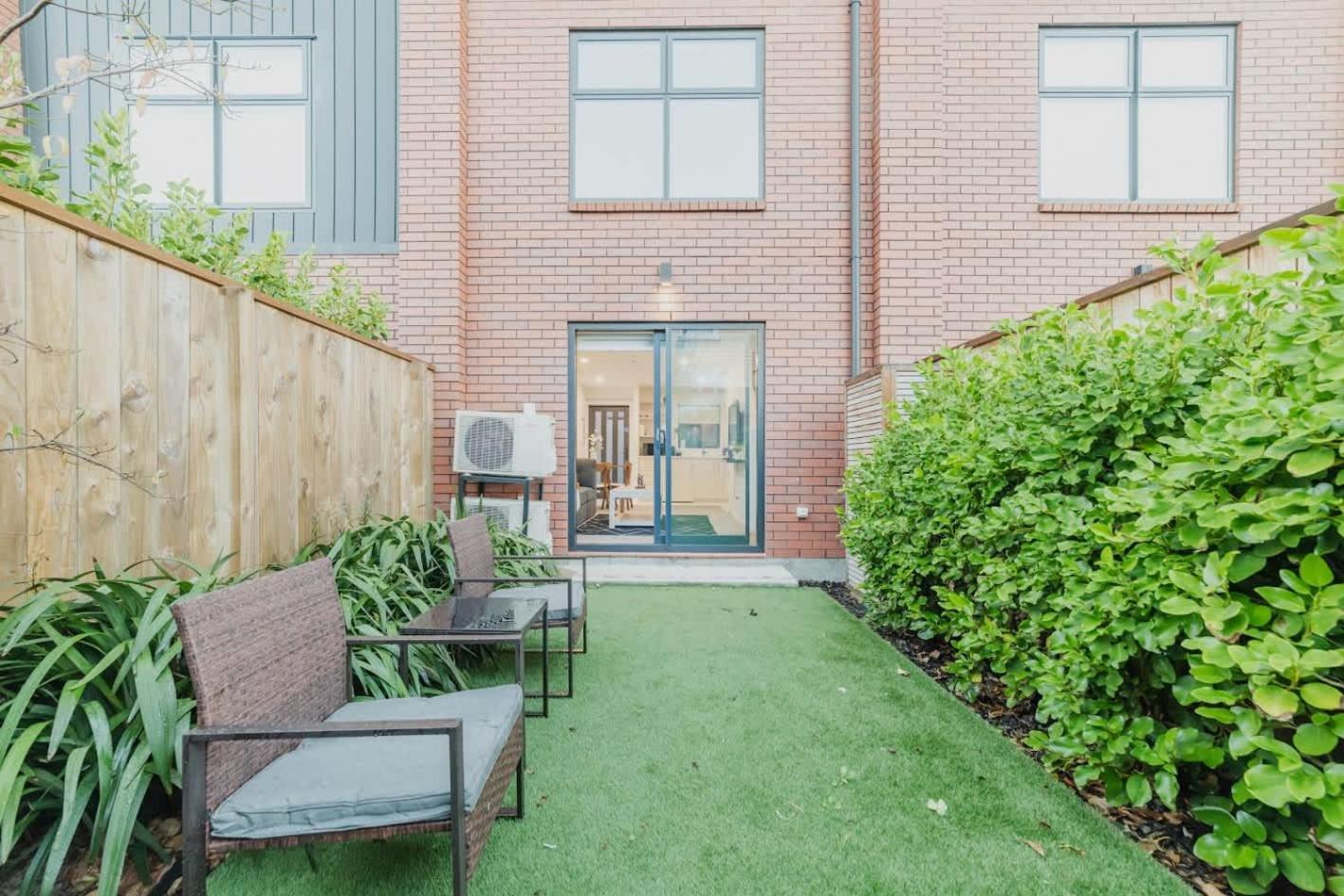 2br In The Free Wi-fi - Gloucester * Christchurch