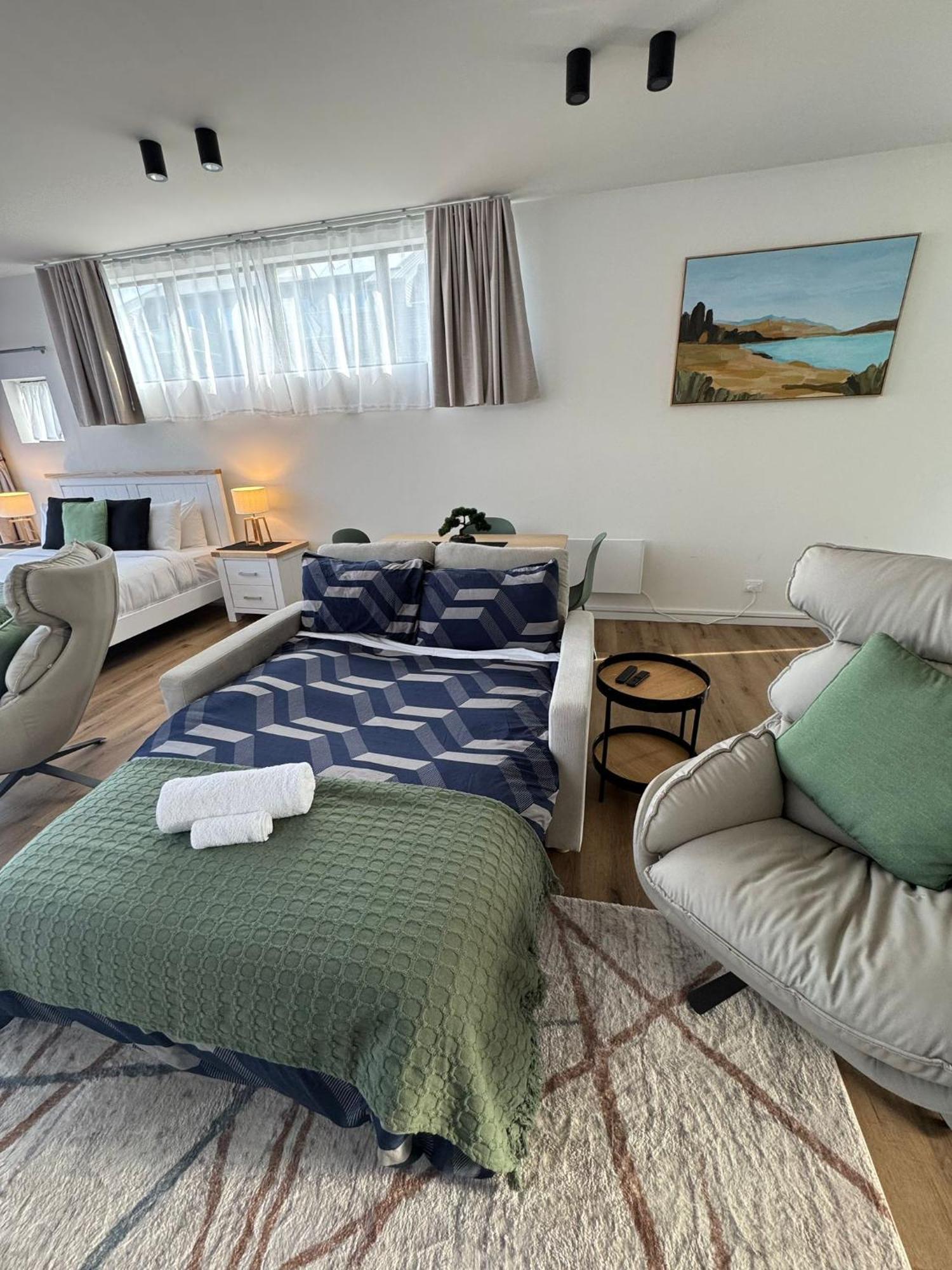 Luxury King With And Private Carpark Apartment Christchurch