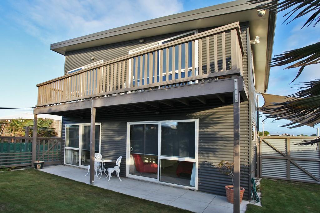 At The Beach B&B Bed & Breakfast 4*
