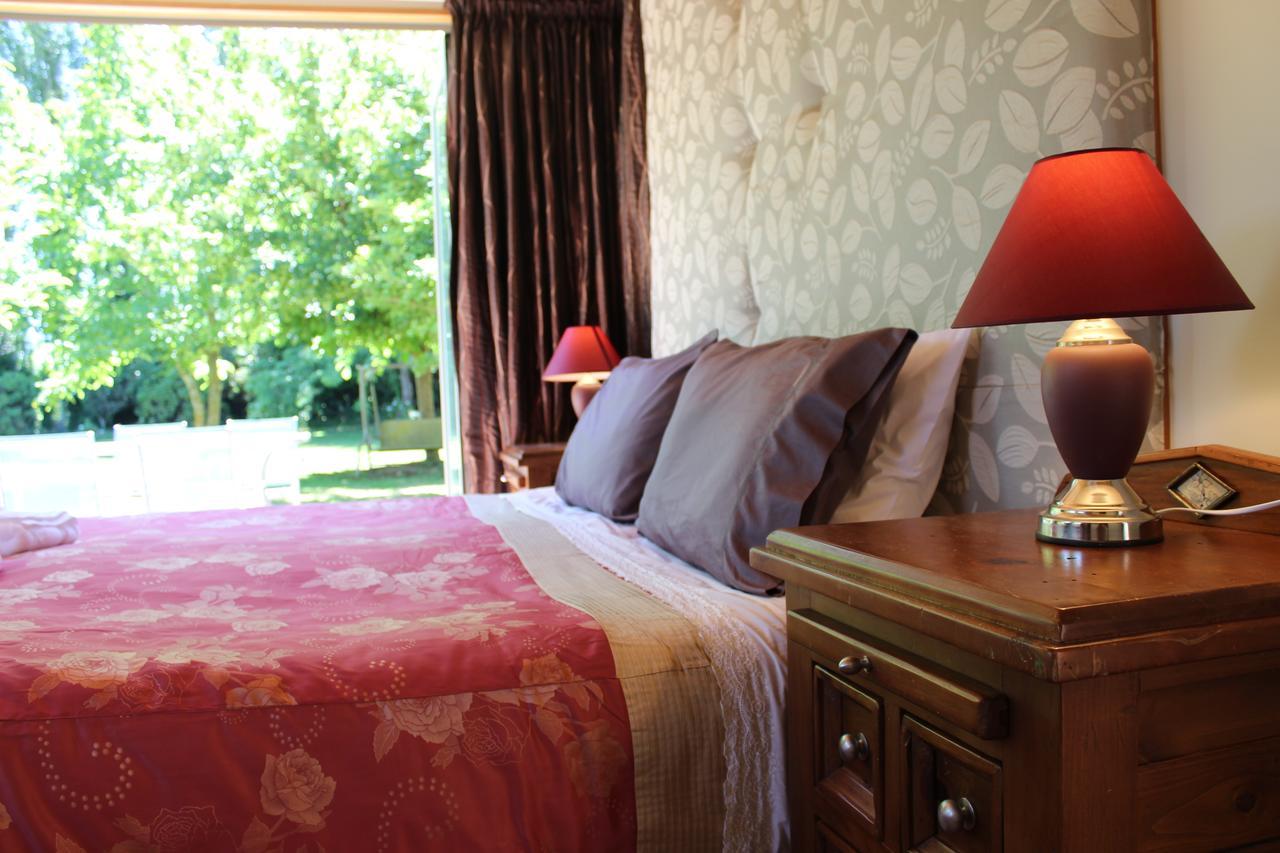 Bed & Breakfast Shamrock Garden Airport 4*