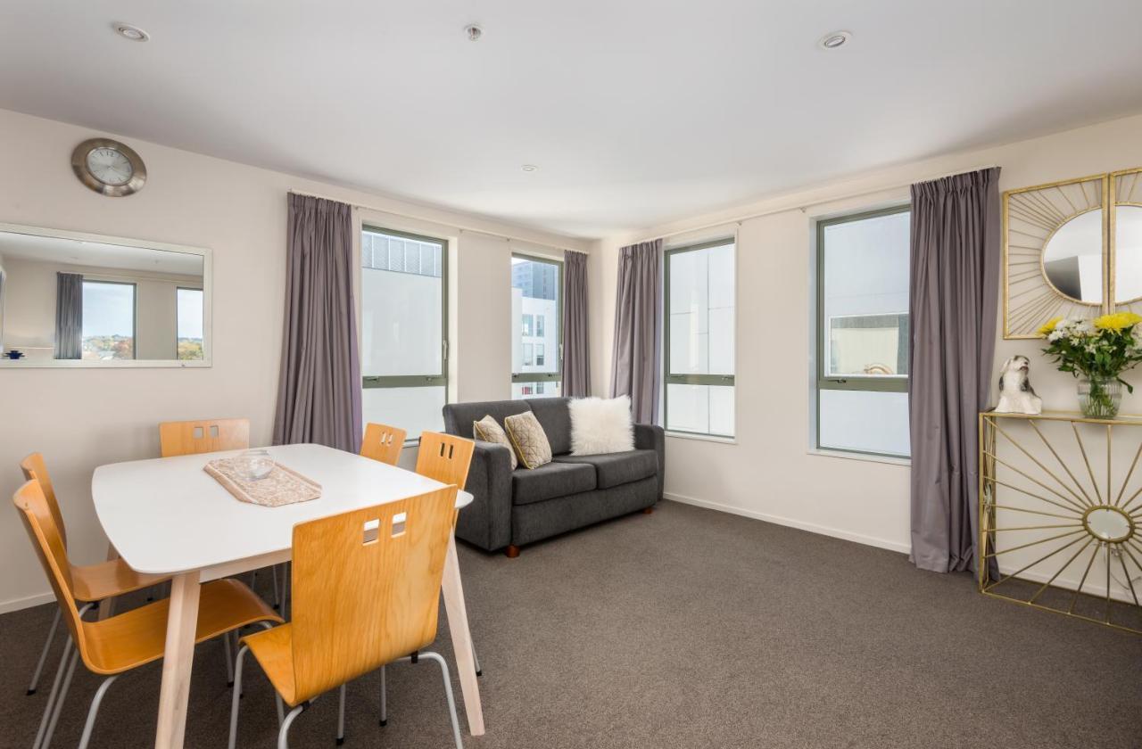 Center 2bdr With Views Christchurch