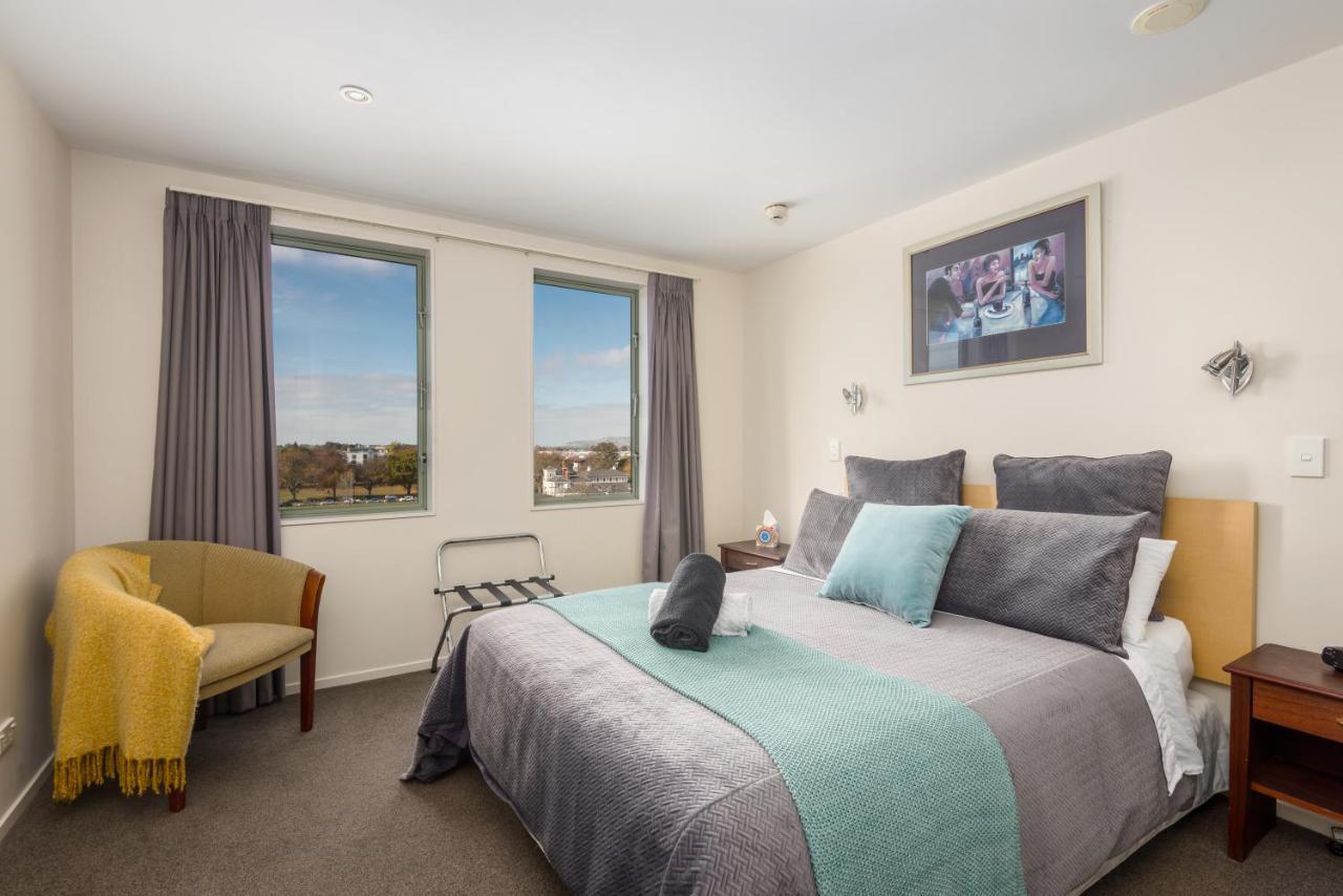 Center 2bdr With Views * Christchurch