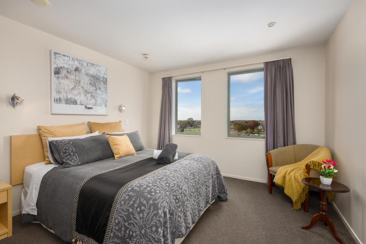 Center 2bdr With Views Christchurch