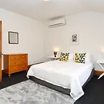 Whitmore- Classic Villa - Christchurch Holiday Homes