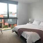One Central Apartments City Centre
