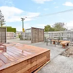 Brockworth Place - Christchurch Holiday Homes