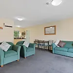 Denton Park Motel