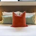 Peaceful Park View Townhouse 2 Bed W/Carpark