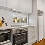 Linwood Avenue - Christchurch Holiday Home