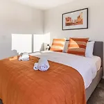 Garden City Getaway 2 Bed With Sofa Bed 1 Bath