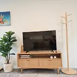 Central 2Brm 2Bth Townhouse Free Carpark
