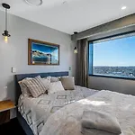 Cbd Loft Style Apartment With Free Valet Parking