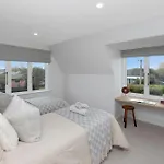 Carterley House