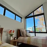 Luxury 2 Bedroom By St James Park