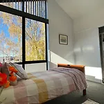 Luxury 2 Bedroom By St James Park