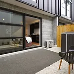 Central City Abode On St Asaph