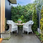 Merivale Separate Studio