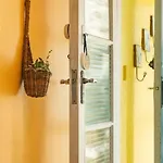 Cosy And Quiet Vintage Retreat