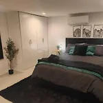 Beautiful Studio Near Everything