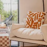 Designer 2Br Flat - Outdoor Sitting & Cozy Ambiance