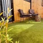 Urban Retreat In Central City