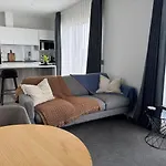 Whitewood Suites Apartment 3C