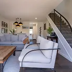 Chester Street West Apartment