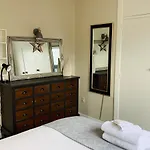 Uptown City Haven - Christchurch Townhouse