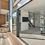 Architectural Urban Diamond