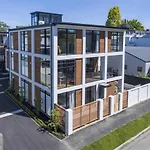 Architectural Urban Diamond