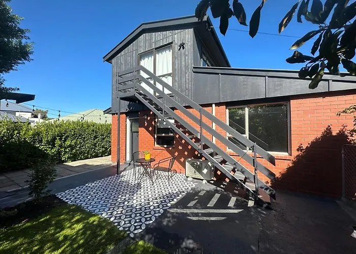Beckenham Studio On Tree Lined Street
