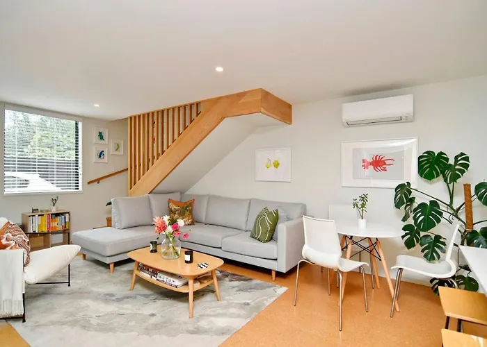 Dickens St - Christchurch Holiday Homes