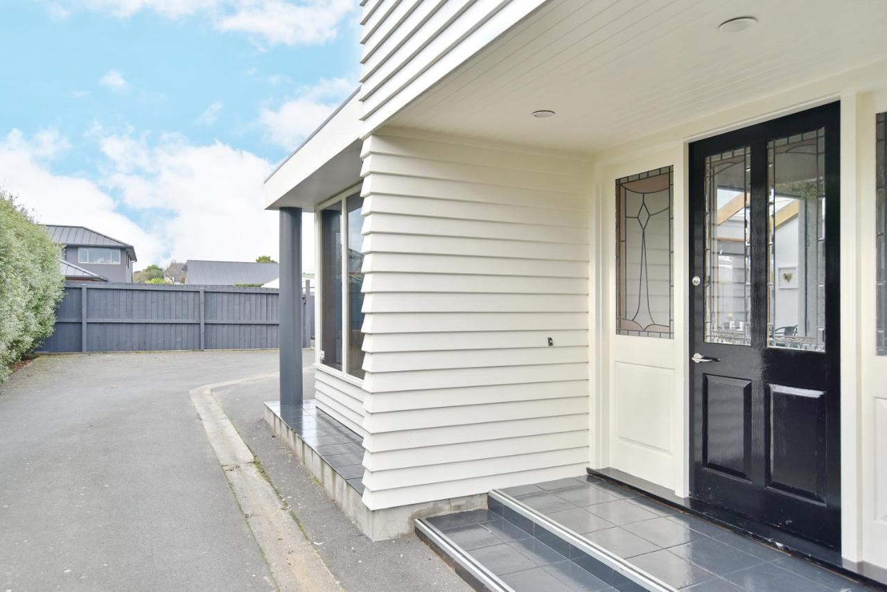 Whitmore- Classic - Homes Holiday home Christchurch