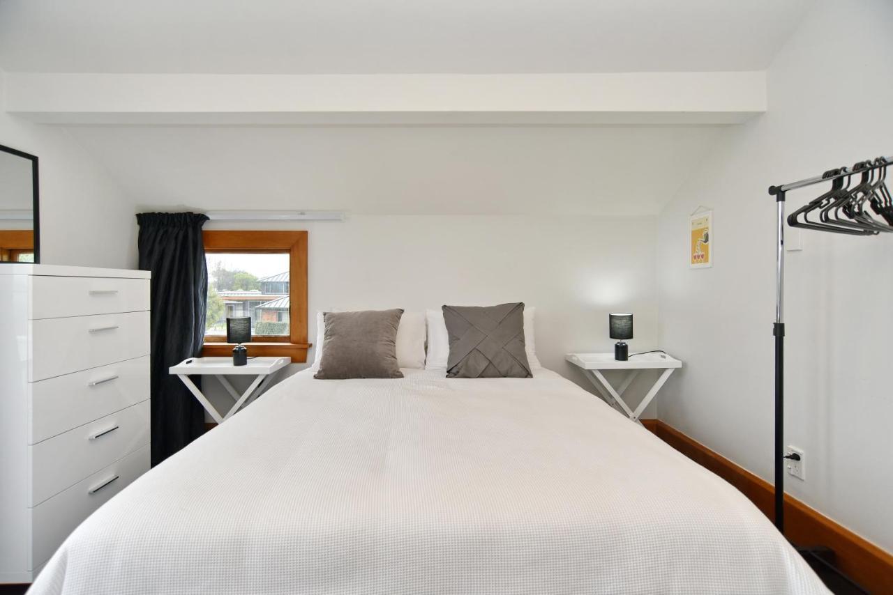 Whitmore- Classic - Homes Holiday home Christchurch