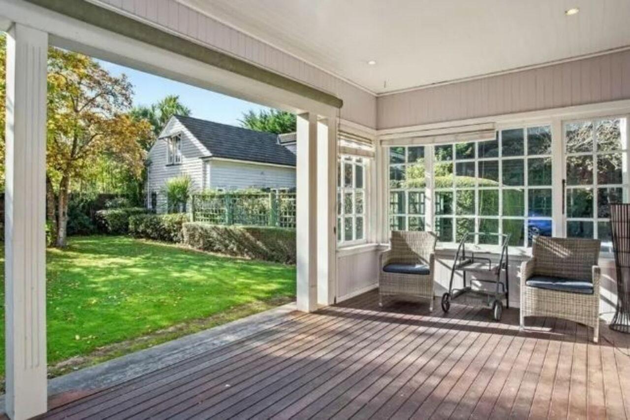 200 Riccarton House * Christchurch