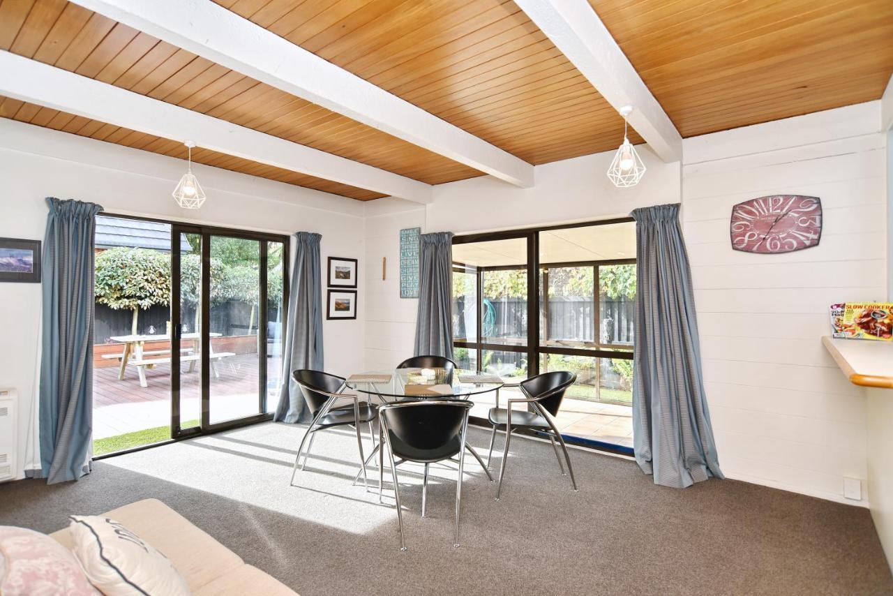 Merivale Lane - Holiday Homes *