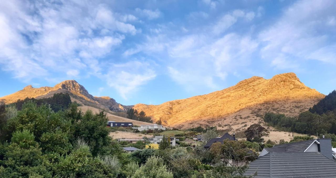 Panoramic Views From Spacious New House * Christchurch