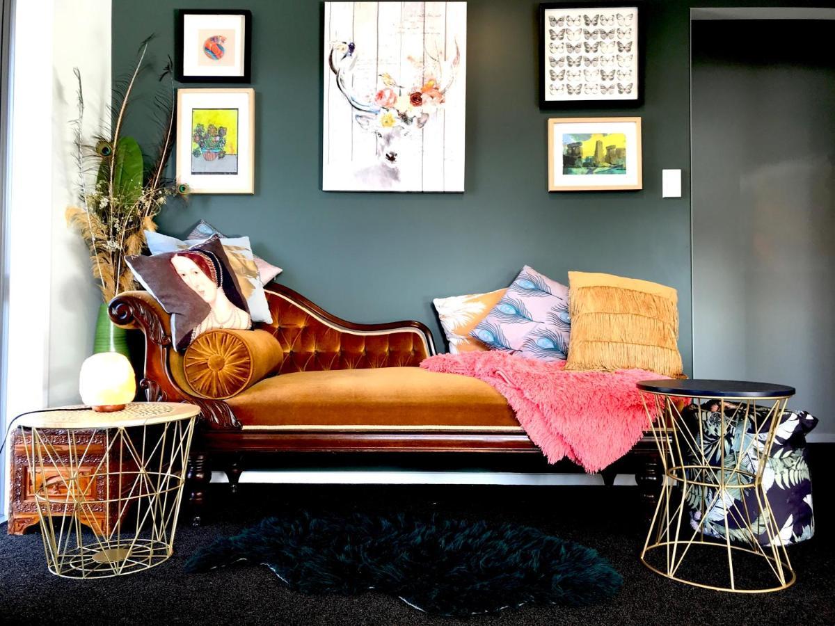 Homestay A Little Bit Beachy Modern Guest And Private Toilet Christchurch