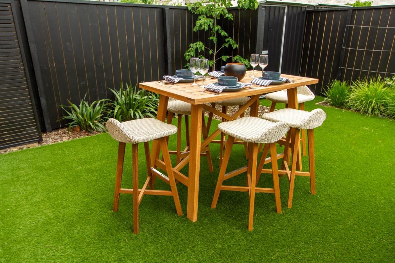 New Boutique Sanctuary Near Latimer Square Apartment Christchurch